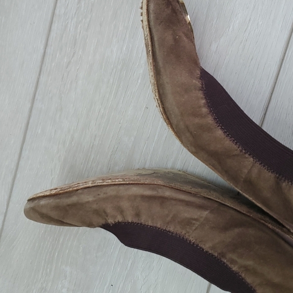 Tory Burch Womens CarolineElastic Logo Suede Slip On Ballet Flats sz 7.5 - Picture 9 of 13